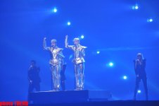 Участники "Евровидения 2012" в сценическом наряде провели открытую репетицию – первый полуфинал (фотосессия)