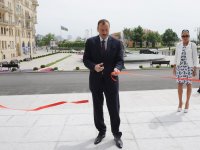 Azerbaijani President opens Baku Funicular and pedestrian underpass (PHOTO)