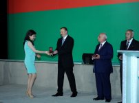 Президент Ильхам Алиев: Самый большой успех за эти годы заключается в том, что Азербайджан не свернул с пути независимости (ФОТО)