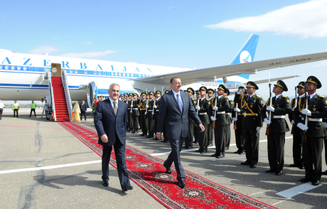 Azerbaijani President arrives in Nakhchivan Autonomous Republic (PHOTO)