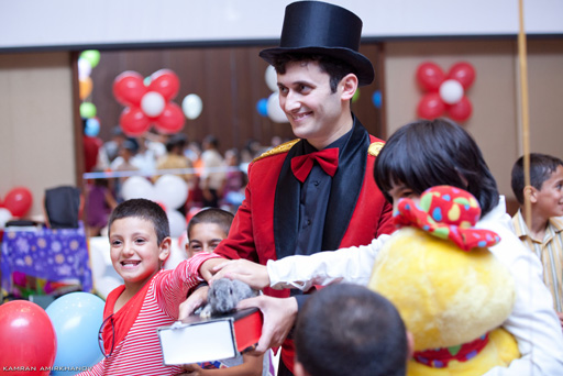 Самед Самедов создал атмосферу праздника в акции Childlove (фото)