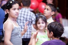 Самед Самедов создал атмосферу праздника в акции Childlove (фото)