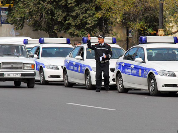 Все автомобили дорожной полиции Азербайджана будут оснащены видеокамерами