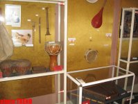 Фирангиз Ализаде подарила Музею музыкальной культуры уникальную рукопись (фотосессия)