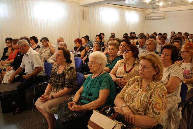 В Баку состоялась презентация учебного пособия "Литература" (фото)