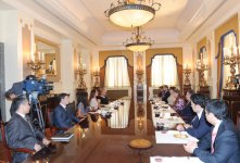 Первая леди Азербайджана встретилась с председателем комитета Сената Колумбии (ФОТО)