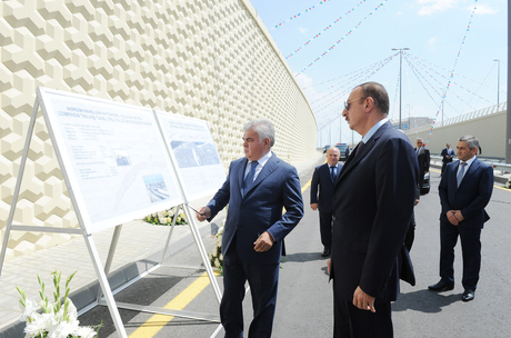 President Ilham Aliyev gets acquainted with works of reconstruction of Bilgah-Sumgayit motor highway (PHOTO)