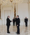 Президент Азербайджана принял верительные грамоты посла Франции