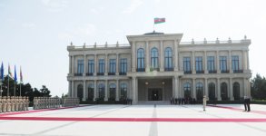 В Баку состоялась церемония официальной встречи Президента Совета ЕС (ФОТО)