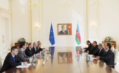 Azerbaijani president meets with European Council President in presence of delegations (PHOTO)
