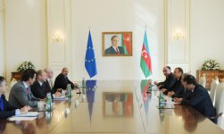 Состоялась встреча в расширенном составе Президента Азербайджана и Президента Совета ЕС (ФОТО)