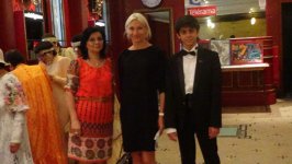 Ислам Гасымов стал лауреатом международного фестиваля "Под небом Парижа" (фотосессия)