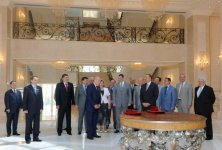 Президент Азербайджана принял делегацию во главе с председателем Госдумы России (ФОТО)