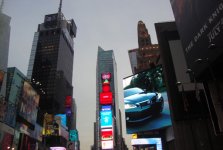 Таймс-сквер глазами азербайджанского художника (фотосессия)