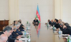 Президент Ильхам Алиев: В предстоящие годы все стоящие перед Азербайджаном инфраструктурные и социальные вопросы будут решены (ФОТО)