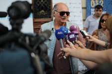 Организация YARAT! представила проект Фуада Салаева "Дыхание земли" (ФОТО)