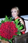 Нура Сури и Шоле Сафаралиева дали концерт на берегу Каспия (фотосессия)
