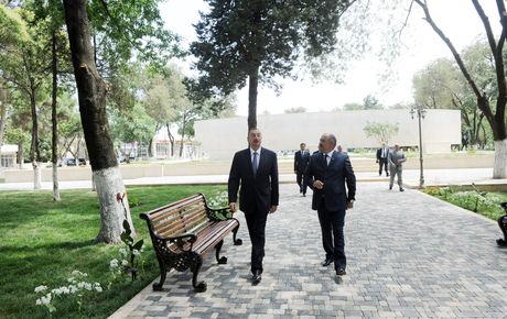 Президент Азербайджана ознакомился с реконструкцией парка отдыха в Джалилабаде (ФОТО)