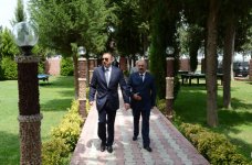 Президент Азербайджана ознакомился в Джалилабаде с реконструированным Парком молодежи и Площадью флага (ФОТО)
