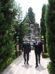 Президент Азербайджана ознакомился в Джалилабаде с реконструированным Парком молодежи и Площадью флага (ФОТО)