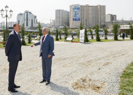Azerbaijani President inspects new park in Baku (PHOTO)