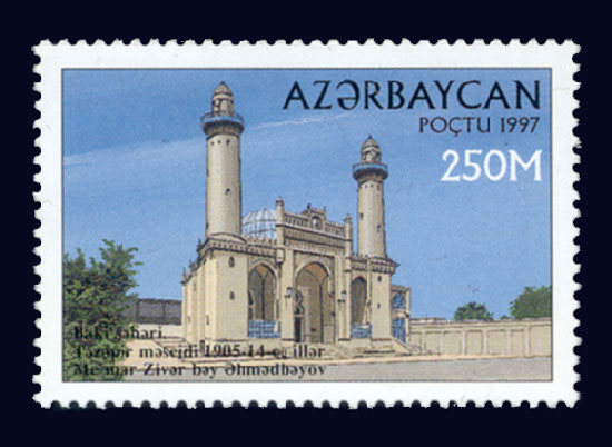 Набат Ашурбекова - женщина, построившая мечеть "Тезе Пир" (фото)