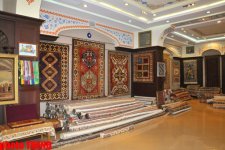Волшебные узоры азербайджанского ковра (фотосессия)