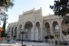 Президент Ильхам Алиев принял участие в церемонии ифтар по случаю священного месяца Рамазан (версия 2) (ФОТО)