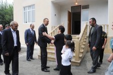 Президент Ильхам Алиев побывал в новом частном доме жителя Гахского района (ФОТО)