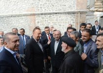 Президент Азербайджана и премьер Турции ознакомились с гостиничными комплексами в Шеки (ФОТО)