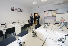 Президент Азербайджана принял участие в открытии средней школы в поселке Бюльбюля (ФОТО)