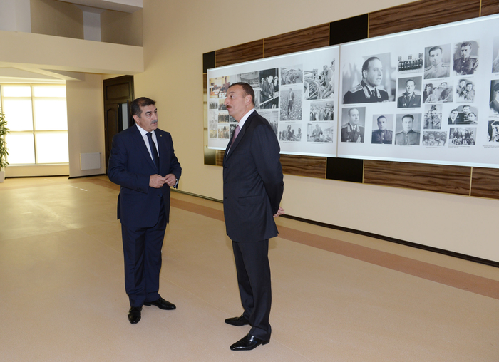 Президент Азербайджана принял участие в открытии средней школы в поселке Бюльбюля (ФОТО)