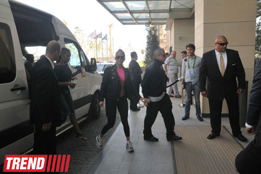 First pictures of Jennifer Lopez in Baku (PHOTO)