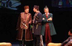 В Санкт-Петербурге при полном аншлаге прошла премьера азербайджанского театра (фото)
