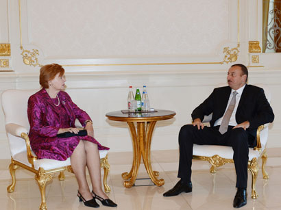 Президент Азербайджана принял экс-главу Латвии