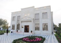Ильхам Алиев принял участие в открытии нового здания Зардабской районной организации Партии «Ени Азербайджан» (ФОТО)
