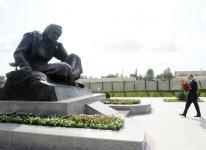 Президент Ильхам Алиев открыл Парк Героев в Барде (ФОТО)
