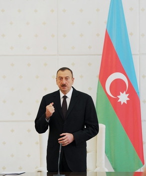 Azerbaijani President chairs Cabinet meeting to discuss results of socio-economic development in nine months of 2012