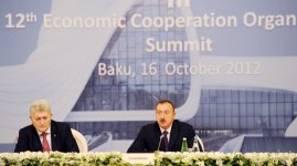Президент Ильхам Алиев: Сегодня  все страны-члены ОЭС играют важную роль в своих регионах (ФОТО)