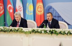 Президент Ильхам Алиев: Сегодня  все страны-члены ОЭС играют важную роль в своих регионах (ФОТО)