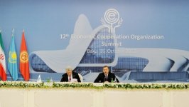 Президент Ильхам Алиев: Сегодня  все страны-члены ОЭС играют важную роль в своих регионах (ФОТО)