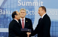 Президент Ильхам Алиев: Сегодня  все страны-члены ОЭС играют важную роль в своих регионах (ФОТО)