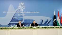 Президент Ильхам Алиев: Сегодня  все страны-члены ОЭС играют важную роль в своих регионах (ФОТО)