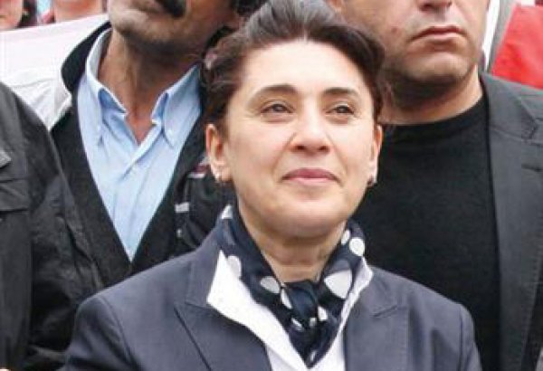 Turkish-Kurdish deputy visits Barzani in northern Iraq in surprise move