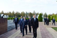 Президент Ильхам Алиев прибыл в Бейляганский район (ФОТО)