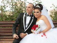 В Баку состоялась свадьба популярного радиоведущего и его коллеги (фото)