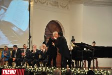 Первый визит в Баку увенчался победой - обладательница Гран-при конкурса имени Бюльбюля Дениз Йетим (фото)