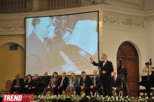 Первый визит в Баку увенчался победой - обладательница Гран-при конкурса имени Бюльбюля Дениз Йетим (фото)