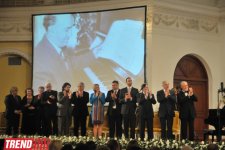 Первый визит в Баку увенчался победой - обладательница Гран-при конкурса имени Бюльбюля Дениз Йетим (фото)