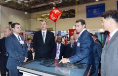 Президент Азербайджана и его супруга принимают участие в открытии выставки Bakutel-2012 (ФОТО)